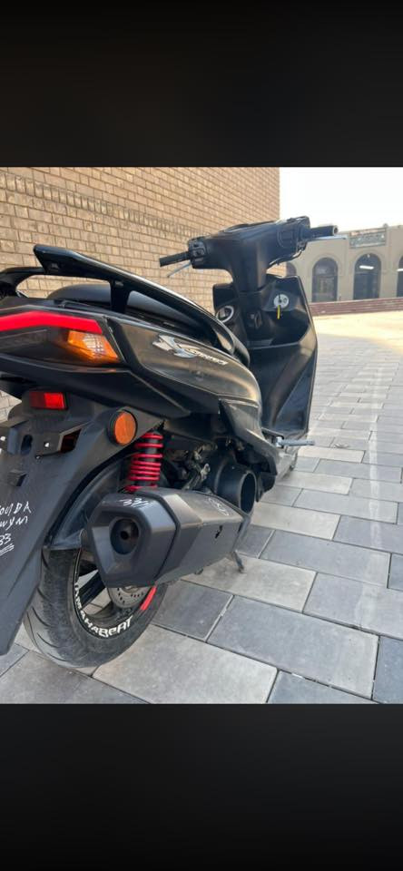 سكنس للبيع دراجه خير من الله مصارلها شهر من نازله من الرمبه السعر ٨٠٠ وبيها مجال بسيط الرقم ‭٠٧٧٤ ٨٠٩ ٨٦٨٩‬
