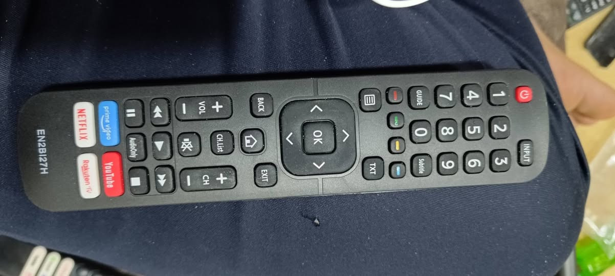 ريموت كونترول جديد اصلي شرط للبيع الجي و هاينسيز 
القطعة 5000الف عندي تقريباً 10قطع الي ياخذهم كلهم شلع على 3000الف 
***********
