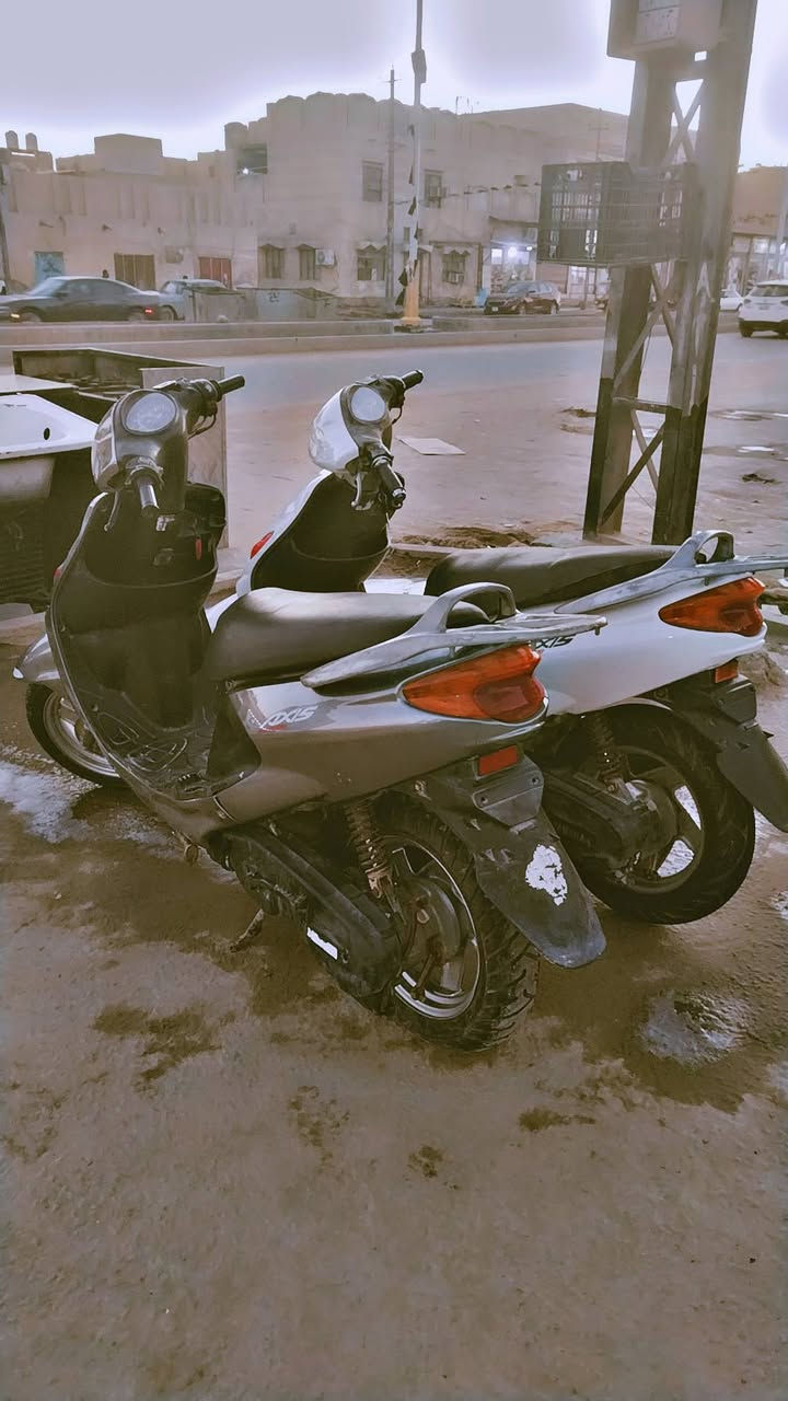 ©∆°©سلام عليكم دراجات اكزز 2نضافه 100/100.  كله عل وضع شركه ماناقصهن شي سلف اشاير هندر حساسات. كله شغال. نعومه فول خير من الله. ®©®® ***********.مكاني سوك الشيوخ
