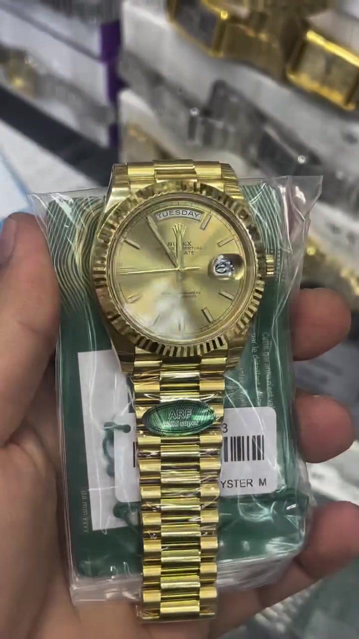 ساعات رجاليه ماركات
سوبر ماستر
اوتوماتيك والمكينه كشف مختمه بلكامل
طبق الأصل
للحجز والاستفسار على الرقم ***********
