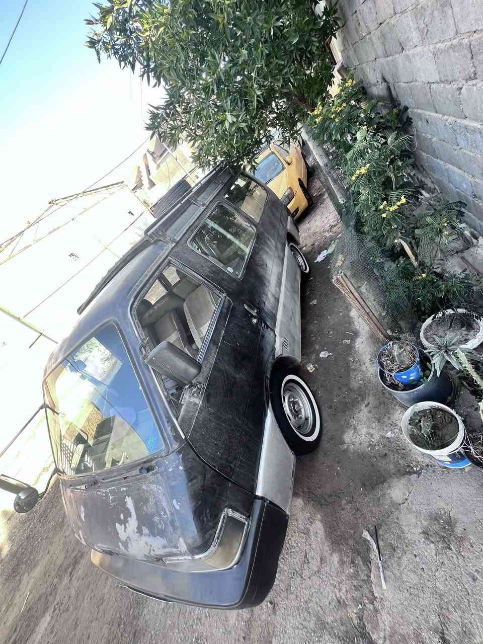 السلام عليكم كيه  بستا رقم بغداد إنكليزي للبيع موديل 95 كير ومحرك خير من الله والسعر خاص. رقم موبايل للتفاصيل ***********.  العنوان حله ابي غرق
