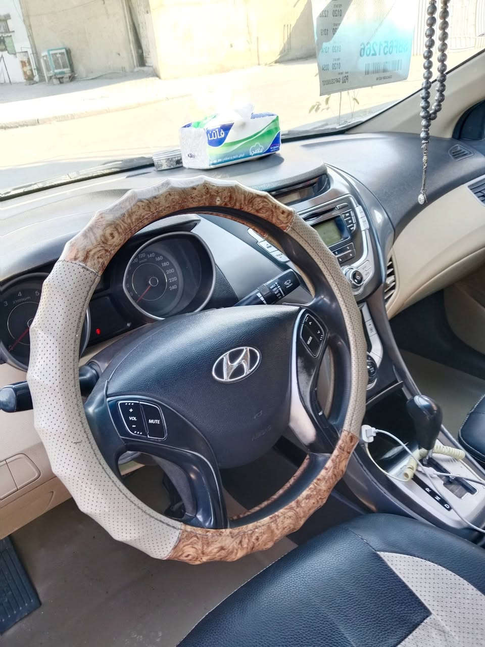 سلام عليكم
الإنتر ١٢ للبيع  بابل انكليزي بسمي خليجيه فول عدى الفتحه بيه قطعه فقط السعر   ١١٥       /***********
