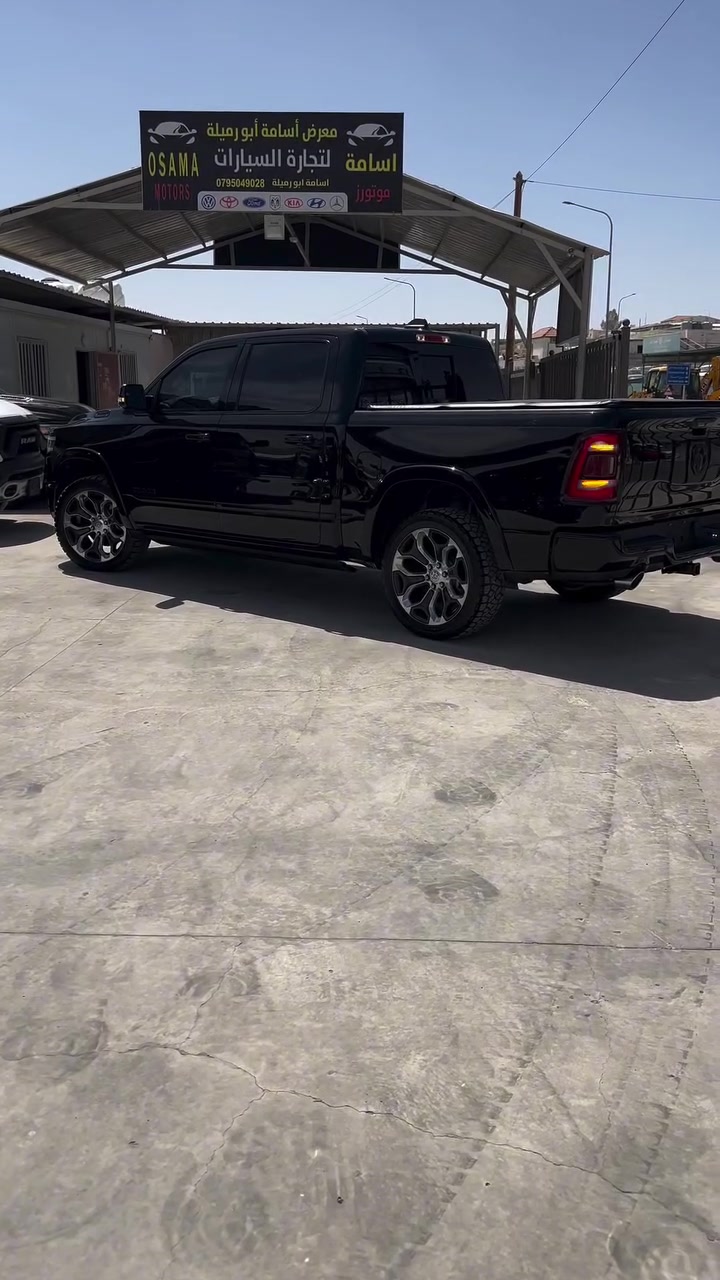 DODGE RAM LIMITED DIESEL 2020 🖤
#ram #reel #دودج #سيارات #الاردن


**إذا كنت صاحب هذا الإعلان وتريد حذفه لأي سبب، رجاءا أرسل رسالة إلى الدعم الفني**