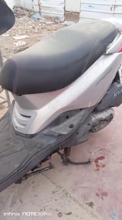 دراجه للبيع دراجه لمبه كم بغداد بالحبيبيه ***********
