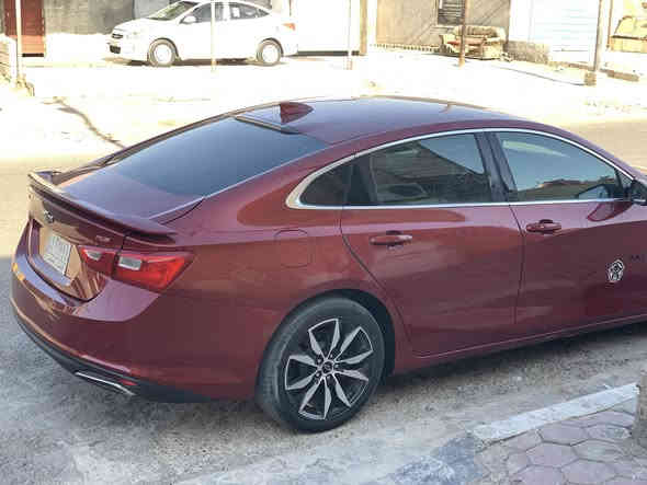 السلام عليكم 
للبيع 
سيارة ماليبو مديل 20 فئة RS تيربو 1500
معوققين داخله بال22 سنويه تنتهي 27/10 وكاله اسوي ابنيه ما اشوف 
معروفه مواصفاته 
كشن كهرباء 
شاشة كبيرة 
تبريد قطعة واحدة 
منافذ شحن 
مثبت سرعة 
جام كهربائي 
صور الحادث موجود و رقم الشاصي موجود 
حادث بالعراق باب مبدل المقابل السايق و الخلفي بيه صبغ وجزء من الجاملق الخلفي صبغ و الجاملق جهة السايق به بارد 
قليل 
السيارة مهملة يرادله اشياء بسيطة 
سعره 100 بيه مجال 
رقمي ***********
