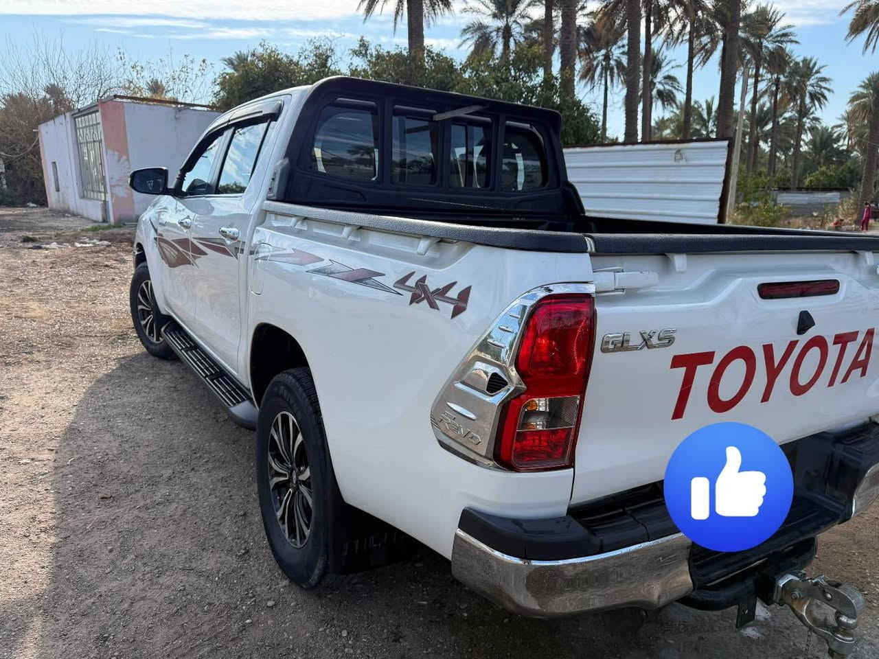 السلام عليكم 
تويوتا هايلوكس سعودي للبيع موديل 2017. الممشى 166km
رقم اربيل دولي   السنويه تسقط ب2029
سياره حلوه ونضيفه بيهه طخات موضحه بالصور 
تخم تاير جديد 
مكان السياره بغداد التاجي 
السعر.  $257. بي مجال بسيط 
للاستفسار 
***********
***********
