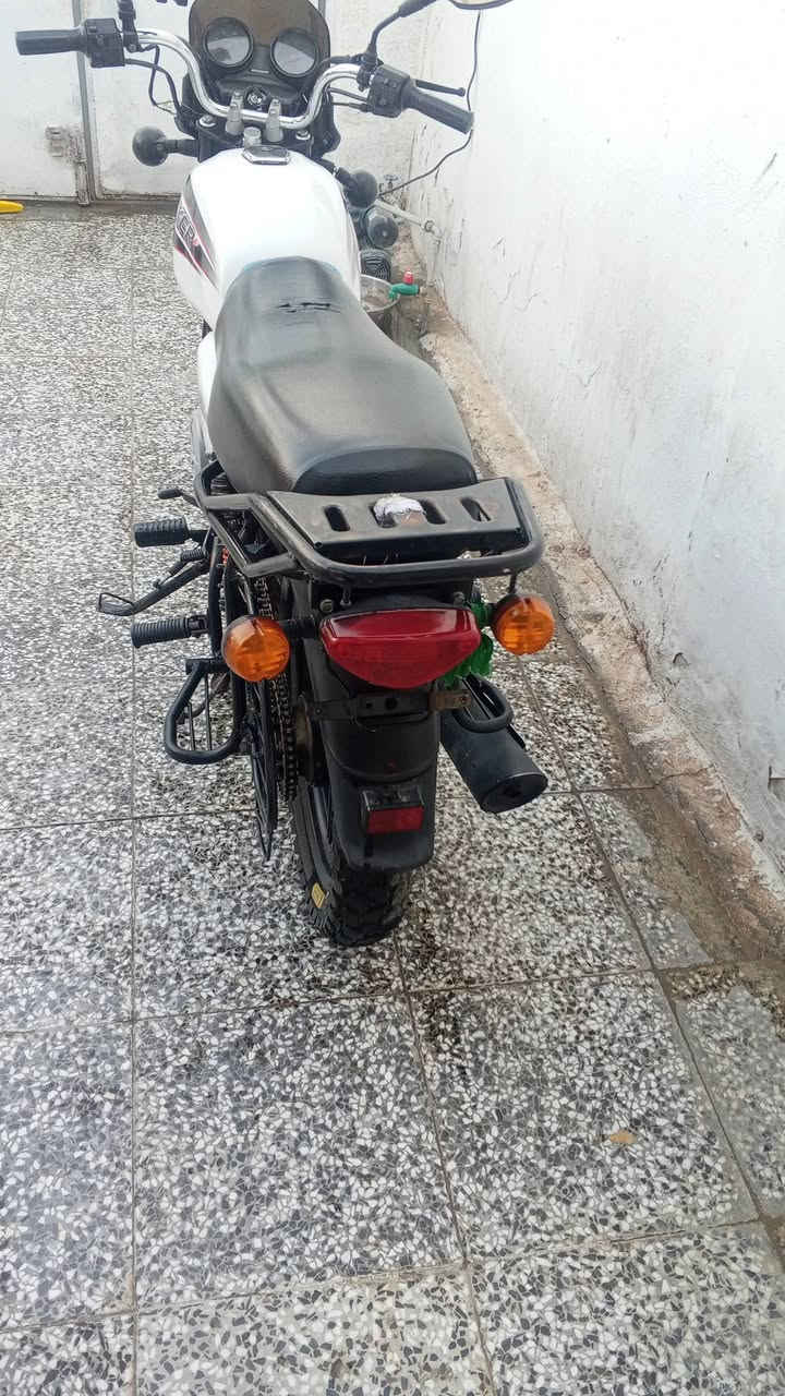 مراوس ب بي سي اكس
بوكسر 2019 شهر 11 ما مشتغلين بيها دلفري اوراق كامله اريده اراوس بي سي اكس حتلو ضايعا أوراقها عادي ***********
