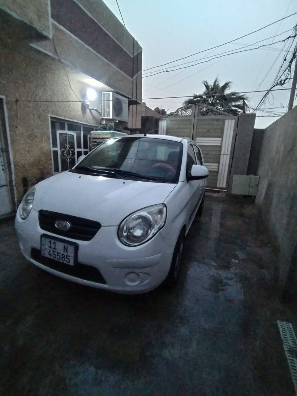 كيا بيكانتو أوتو موديل ٢٠٠٨ خليجي
بدون حادث فقط طخه بسيطة بالجاملغ الخلفي بيها قطع صبغ والسونار موجود
كير +محرك+ تبريد بحالة جيدة
غرفة جديدة حدادية جديدة باتري جديد
رقم بغداد الجديد بأسمي سنوية لغاية ٢٠٣٠
هزه جديدة

السعر ٦٨ $ وبي مجال بسيط
العنوان بغداد الشعب بغداد, العراق


**إذا كنت صاحب هذا الإعلان وتريد حذفه لأي سبب، رجاءا أرسل رسالة إلى الدعم الفني**