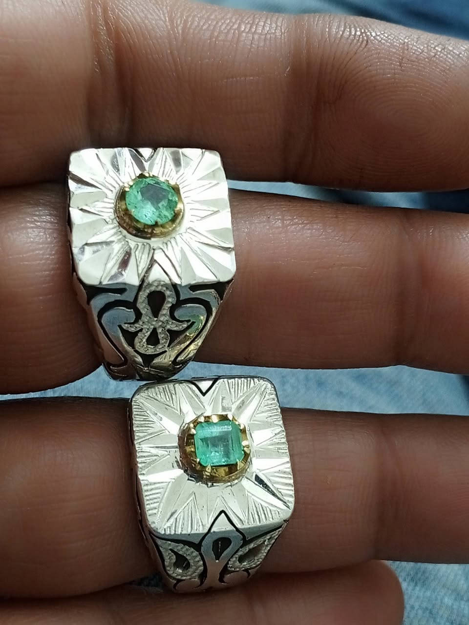 زمرد كولومبي قطع رووعة صياغة يدوية ثقيلة مع الشهادة سعر القطعه ١٤٠ ألف بغداد ***********
