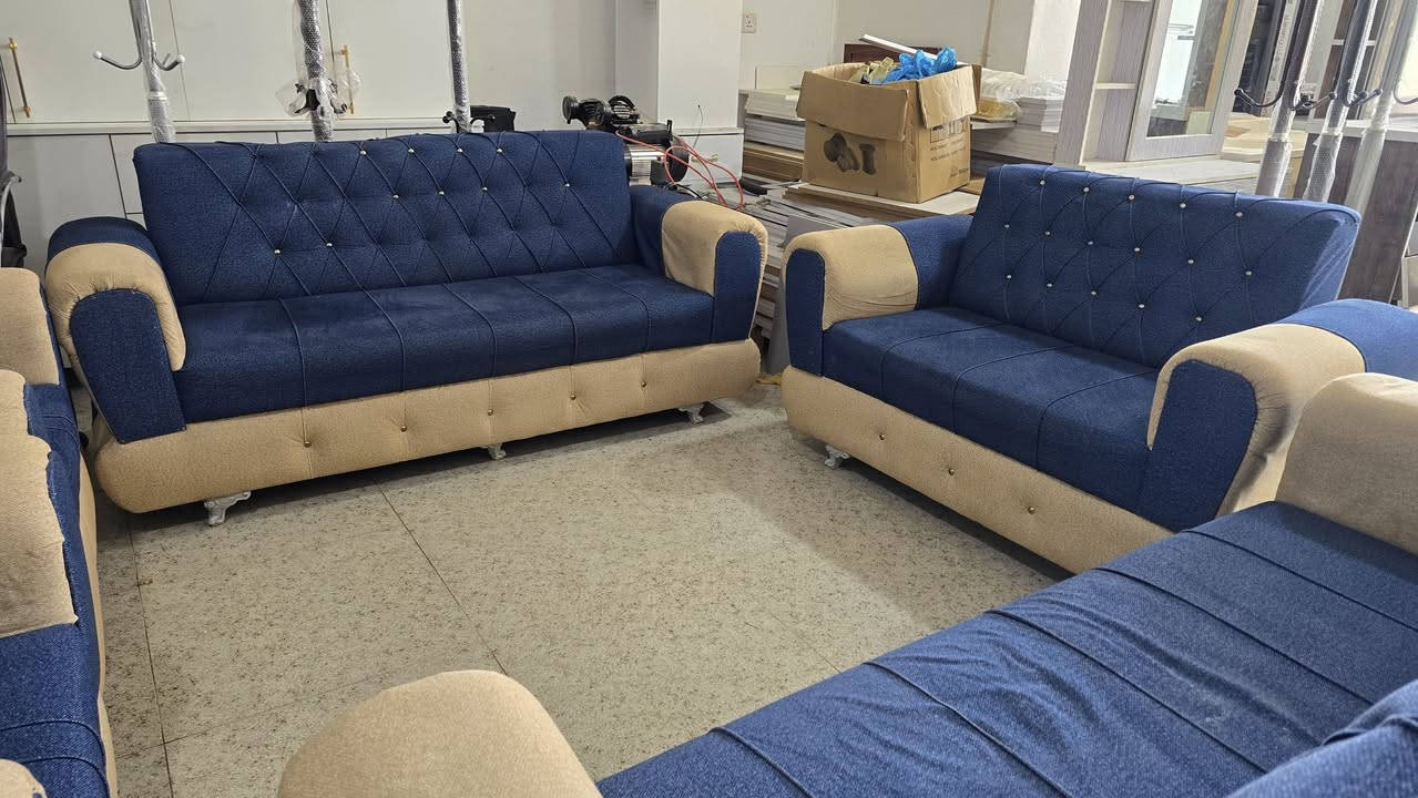 طخم قنفات مستعمل 10مقاعد  فول نضافه شغل ايد 🔨🔨  (يرهم  مراوس ) 
🌷🌷🌷🌷🌷🌷
اشتري غراض بيت مستعمل تخم ديوان كاونتر ميز طعام غرفه نوم ثلاجه مجمده غساله راسلونه خاص صوره 
🌷🌷🌷🌷🌷🌷
خانقين/ شارع مستودع خلف مركز شرطه ازادي [مزاد المندلاوي]
***********☎️
***********☎️
