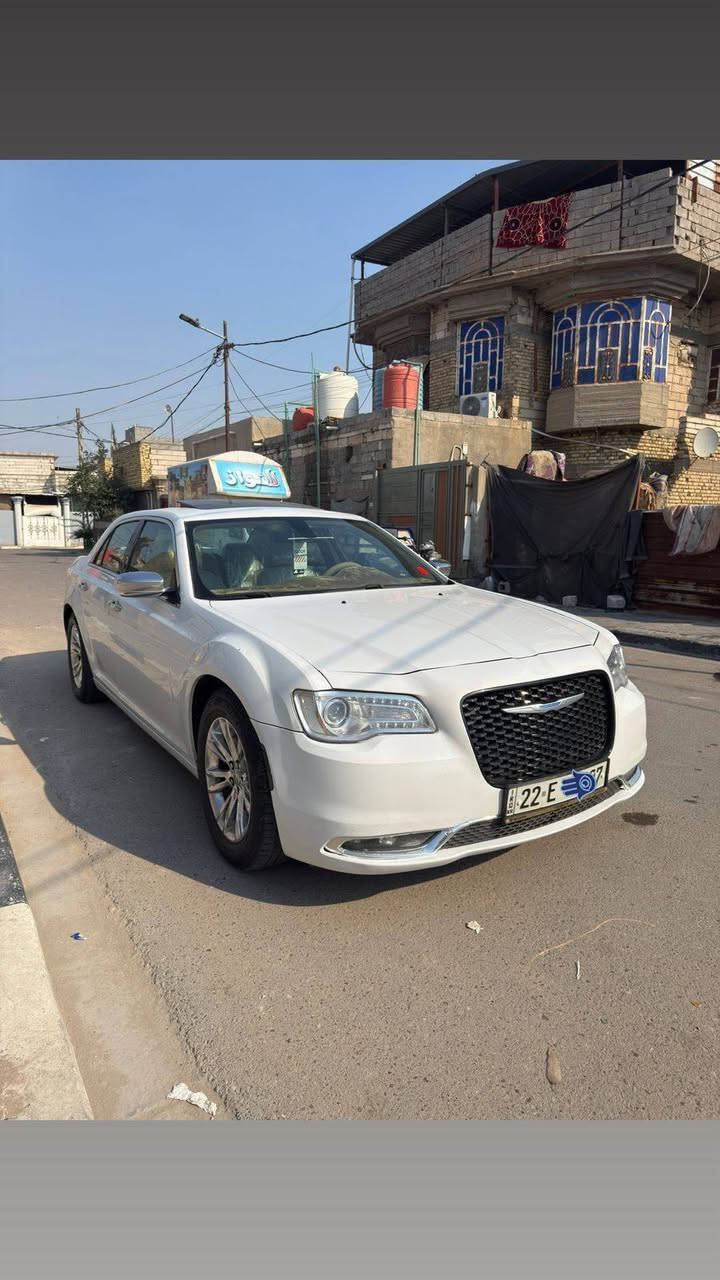 سلام عليكم
أوباما كندي 2016 اصل
مواصفات C
بنوراما فتحة
شاشة وكامرة
مرايات رادار
بردة خلفي
كير موس
منضومة زنون
تدفه وتبريد  جيد
كير مكينة جاهزء
ضربة جاملق خلفي فقط  والباقي كفالة 
رقم أربيل  راعيه بصرة موجود
عنوان بصرة اصمعي
هاتف ***********
السعر 212
