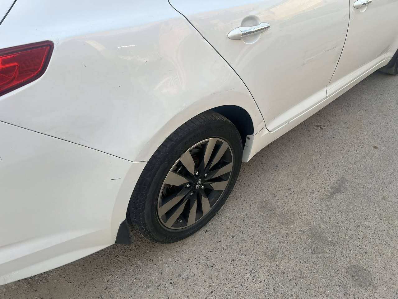 السلام عليكم عندي ويل كب ١٧ كلش نظيف هو وتايراتة مراوس بويل كب ١٨ اللي عندة وضايج من طسة


**إذا كنت صاحب هذا الإعلان وتريد حذفه لأي سبب، رجاءا أرسل رسالة إلى الدعم الفني**