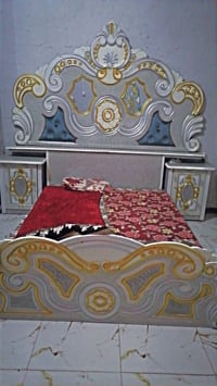 غرفة خشب • نظيفة • سوق الشيوخ