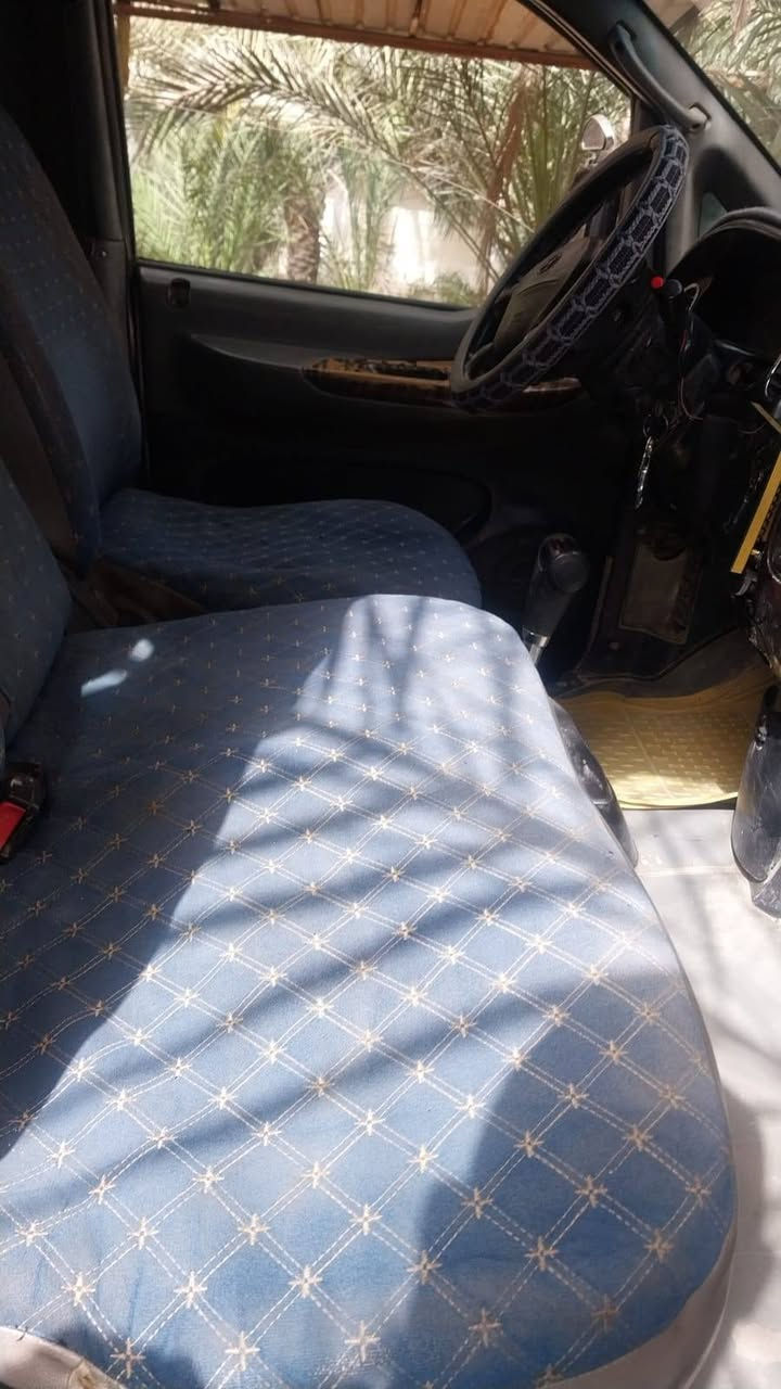 ستاركس مفتوح اصل 2007 سيارة حلوة ونضيفة رقم انكليزي جديد. السعر 85 وبيها مجال رقم راعيها  *********** انا مكلف بالنشر
