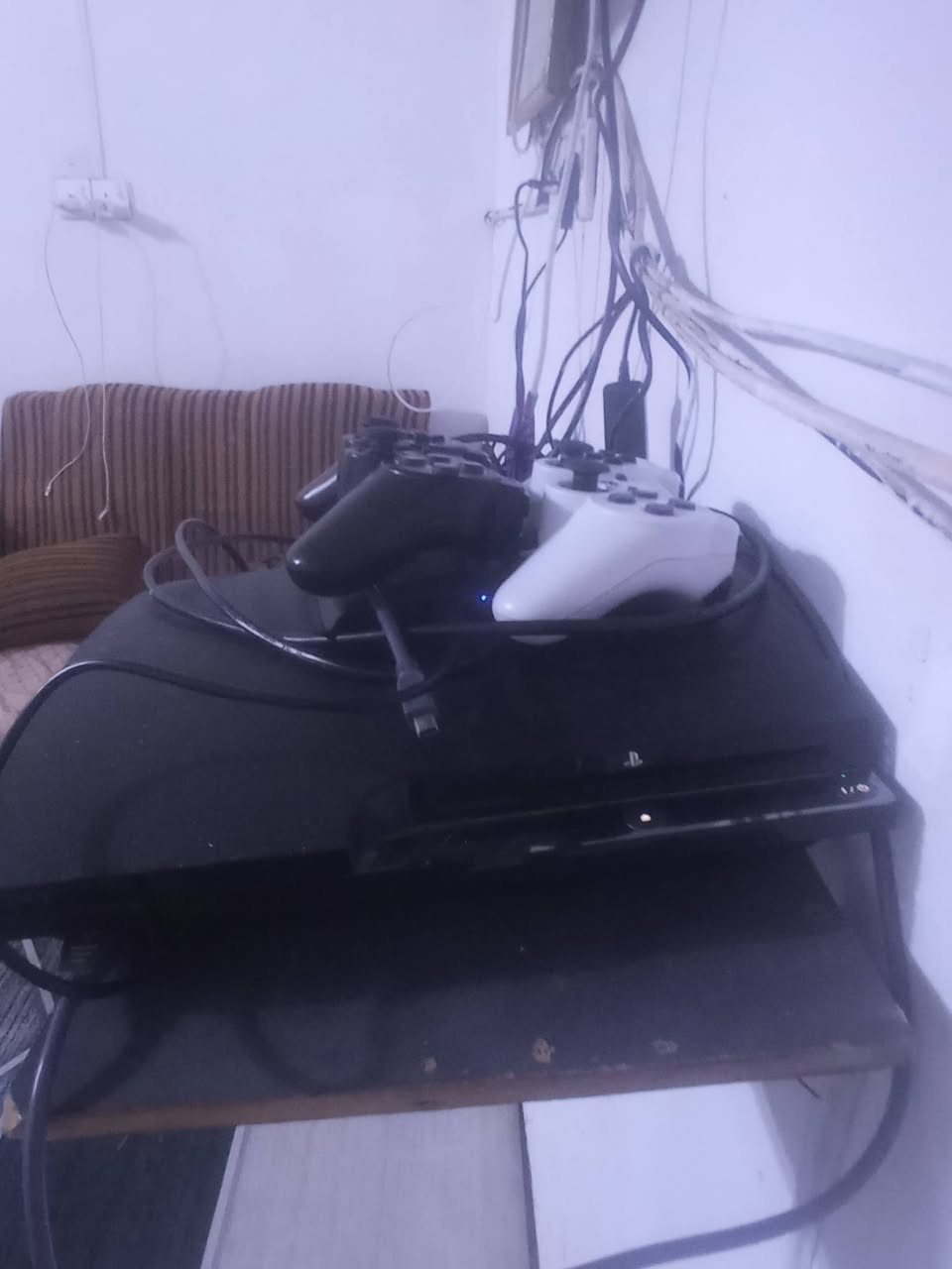 عنواني ميسان حي الحسين الجديد 
بلي ثري سلم للبيع اخو الجديد مع 9العاب و جوستكات ثنين السعر 120وبي مجال قليل مكاني ميسان حي الحسين الجديد


**إذا كنت صاحب هذا الإعلان وتريد حذفه لأي سبب، رجاءا أرسل رسالة إلى الدعم الفني**