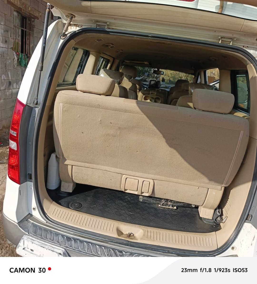 ستاركس ٢٠١٢ مسكر مكينة ٢٠١٢ ذي قار انكليزي مكان السيارة ذي قار السعر ١٦٠ سياره مكفول كفالة هيئه ضريبة مرور عام ٢٠٣٠
***********
***********
