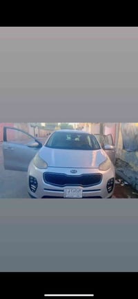 كيه سبورتج موديل 2017 وارد امريكي الحادث مال السياره موجود بالصوره جهة...