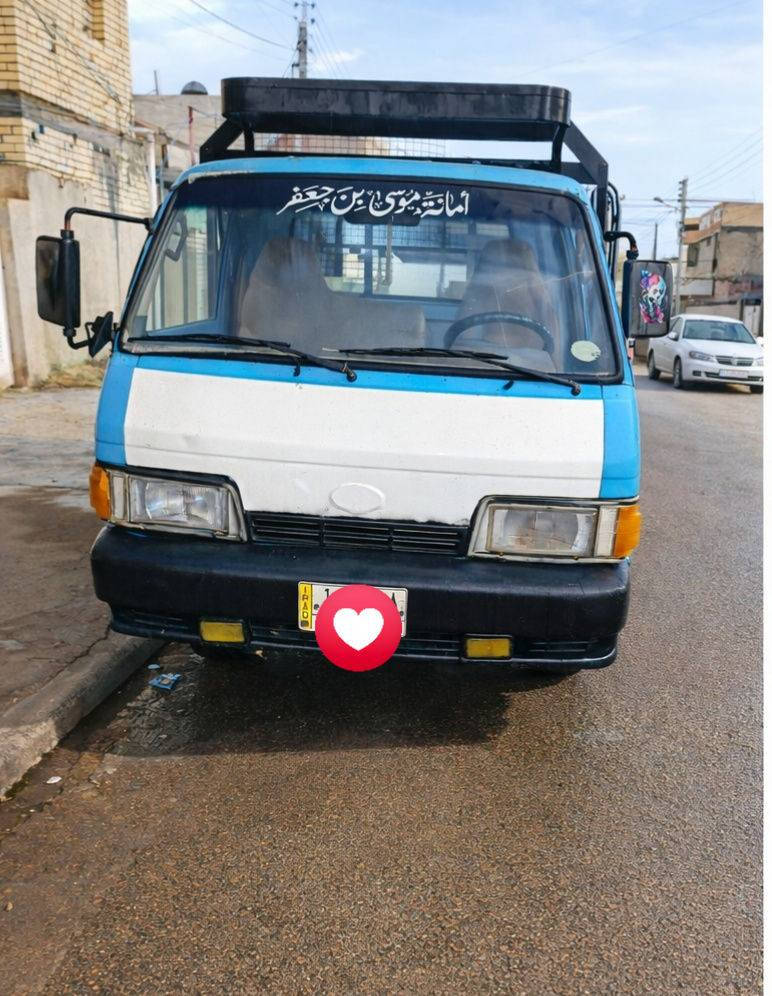 السلام عليكم كيا بنكو موديل 95 
كير نظيف وقلايش الكير جدد
مكينه بيه بخار قليل بدون تنقيص 
تخم تاير جديد 
بوربرنات جدد
بام ونوزل جديد
باتري جديد 
كشر نظيف
محجر جديد 
تحويل مباشر سنويه 27
السعر 45$وبيه مجال حك الجيه
مكاني بغداد حي العامل
للإستفسار ***********
