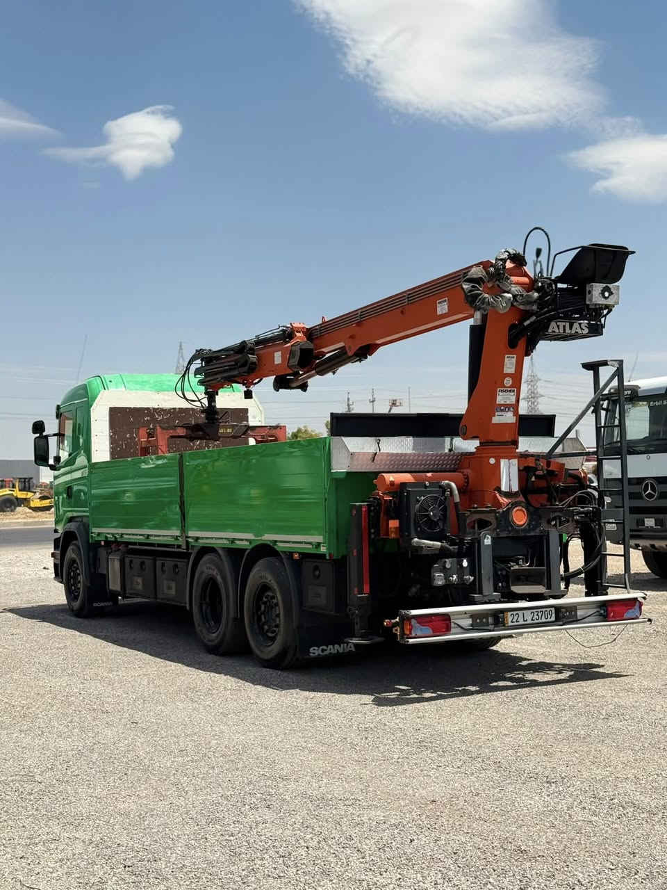 معرض مهدي اربيل
نوع : إسكانيا كرين
موديل : 2016
حجم :G450
ألون : اخضر 
مواصفات: إسكانيا دبل قمار بيلادي كرين بلوك كرين اتلس حجم 170  لیفر حفار 2 سيلايت  توب كماش جاهز گاعي بودي حديد استيرن دوار تايرات جديد 
گير : توماتيك
 العنوان : اربيل  قوشتب تريق كركوك  معرض مهدي اربيل 
***********
***********
