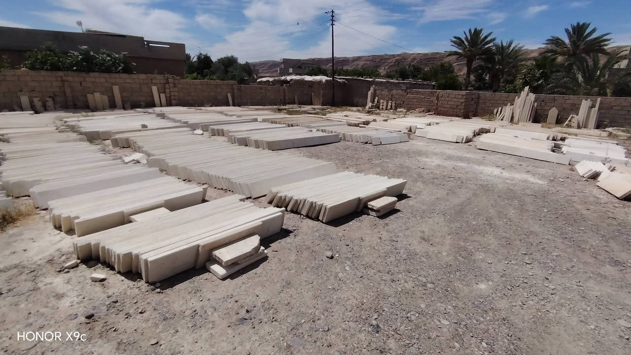 السلام عليكم يوجد ساحه حجر حلان في قرية شاطي الجدر اسعار مناسب جدآ موجود اصفر وموجود اخضر  حجر رقم واحد ملاحضه يوجد كادر متكامل للشغل يوجد توصيل
السلام عليكم يوجد ساحه حجر حلان في قرية شاطي الجدر اسعار مناسب جدآ موجود اصفر وموجود اخضر  حجر رقم واحد ملاحضه يوجد كادر متكامل للشغل يوجد توصيل  
1/الاخضر سعر المتر 4000
2/الاصفر عندي نوعيتين سعرو 2500
3/شنشول سعر المتر 5750
4/بشته رقم واحد 2250
5/كوبن ابو العشره 1500
رقم الهاتف ***********
