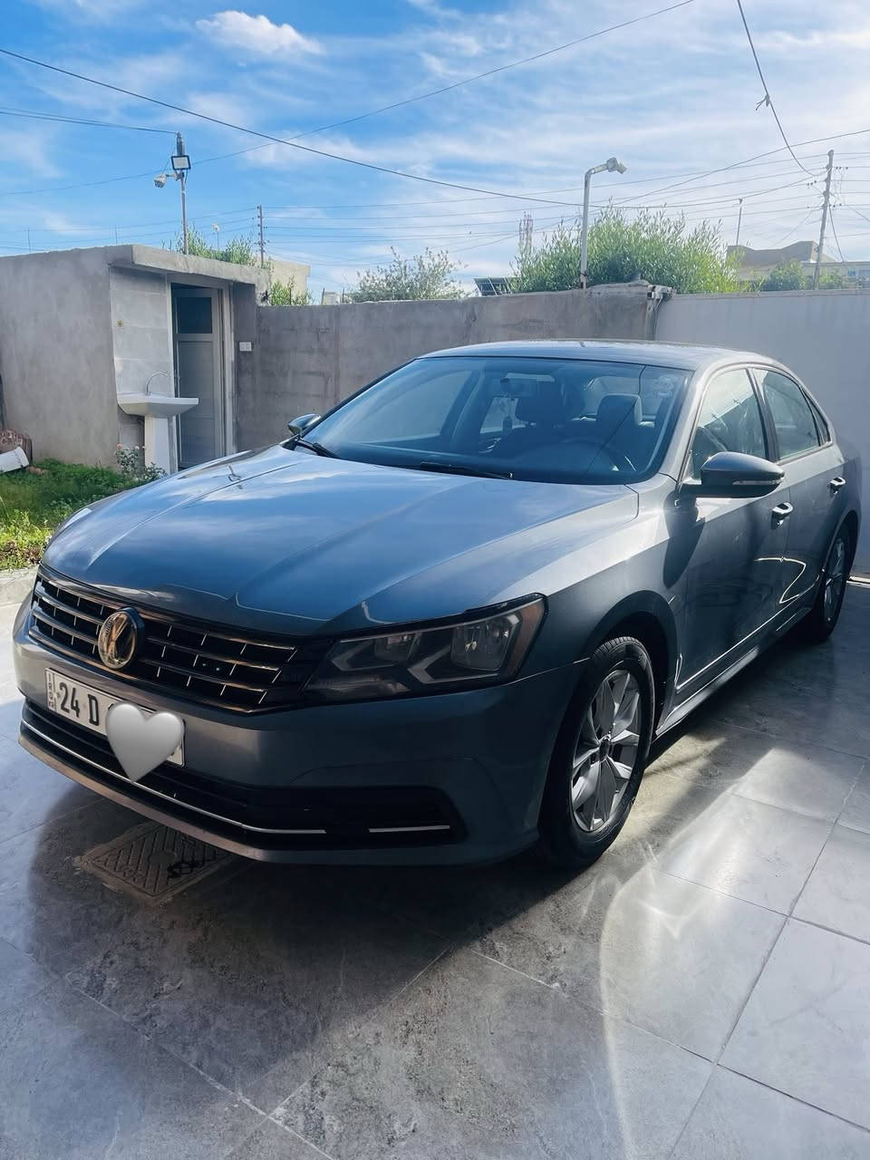 باصات 2017
محرك18توربو
كير محرك شرط ما مفتوح
سياره داخل كلين 
بس بل عراق صاربي طخه (باب سكن امبدل بلادي وجاملغ سكن شبر صبغ)
ماشيه 163ميل
سنويه لحد 2030
سعر 142رقم***********
