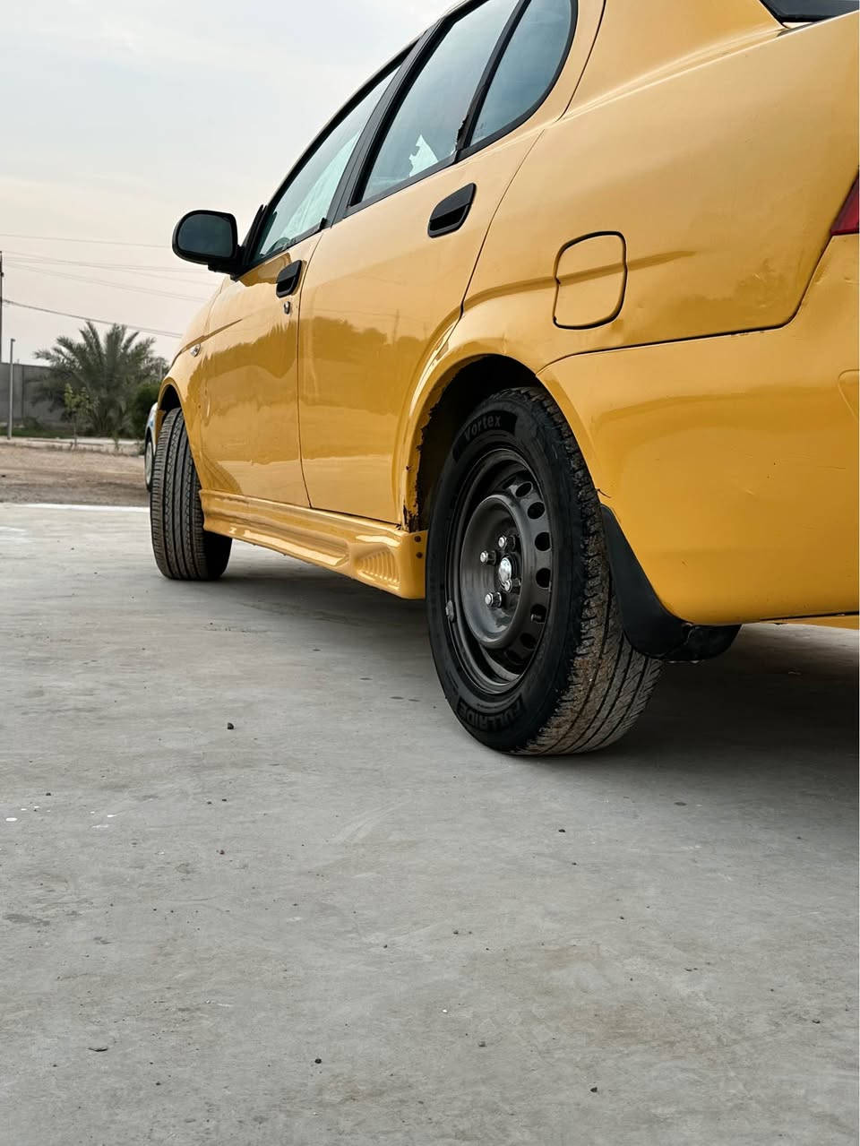 السلام عليكم 
طيبه موديل ٢٠١٧ 
كامله على اخر حبايه فقط الفريز 
ضرر جاملغ خلفي مصلح ع بارد شبرين 
تخم تاير جديد صدر كامل وره وكدام كله جديد محركه كامل ع اخر حبايه 
ويل ١٤ كورلا سستم سماعات جديد 
غرفه دوشمه كامله 
ترايهة للبصره 
وتلحيضات بسيطه جدآ 
 السعر 40 وبيه مجال للشراي
سياره للجناي رقمه بغداد مصفره هيئة تحويل ثاني يوم 
*********** بغداد, العراق
