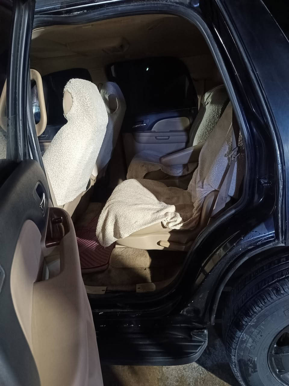 السلام عليكم تاهو أدوات أدوات للبيع بسعر مناسب موديل ٢٠٠٧
مفتوحة عربانة السعر ٥٠ او بيهة  العنوان بغداد


**إذا كنت صاحب هذا الإعلان وتريد حذفه لأي سبب، رجاءا أرسل رسالة إلى الدعم الفني**