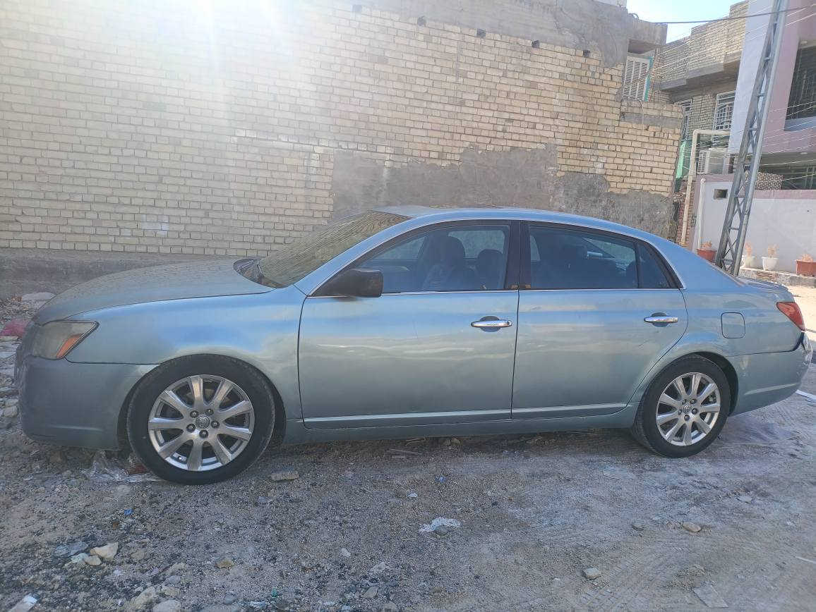 افلون 2007مصبوغه حزام ضربته جاملغ عقس السايق ما واصله للشاصي تبريد شغال حداديه 60٪
تايرات جدد راديتر مزروفه اني اوكعلك احسابه 
سياره بسمي مداور بنفس اليوم رقم كربلاء  للستفسار اكثر ***********
*********** كربلاء, العراق
