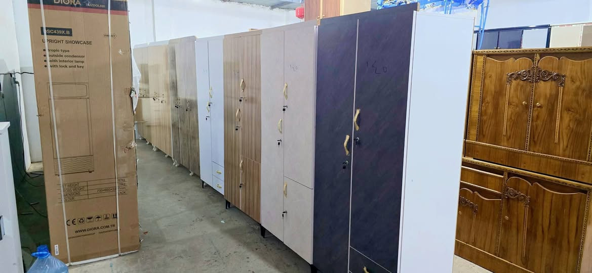 اثث بيتك بأنسب الاسعار سعار الشمال 🌹 
عرض خاص الشهر رمضان الكريم 🌙
وصول حاويه من الكناتير نجارة شغل السليمانية درجة أولى 
كنتور بابين ب135
كنتور 3 باب ب180
كنتور 4 باب ب225
صلاح الدين ناحية العلم قرية الربيضة خلف مدرسه سومر للبنين 
***********
يوجد خدمة توصيل داخل المحافظة فقط 🚛
