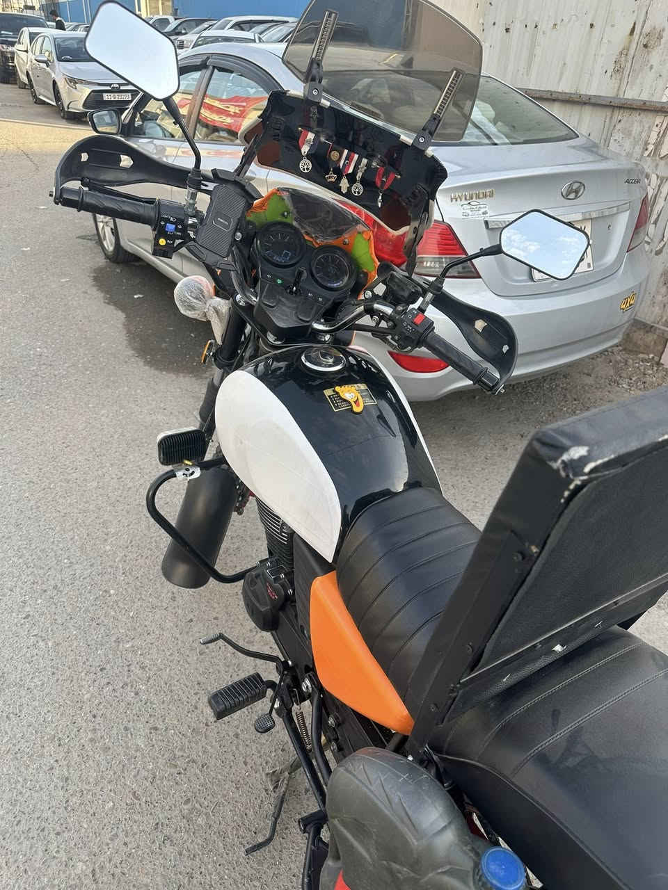 دايوان موديل 25ماشيه3000لون اخضر وسود معليك بل فابلون رقم اربيل بسم شركة تريد تحويل وكاله حاضر مكاني بغداد البياع سعر2400وبيه مجال شراي يتصل ويدلل ‭٠٧٧٠ ٠٢٢ ٠٤٢٢‬
