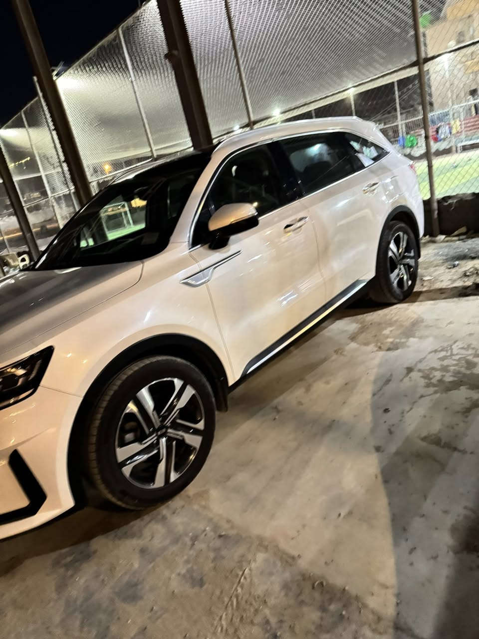 السلام عليكم ورمضان كريم ع  الجميع 
سورنتو موديل ٢١
خليجي 
مكفولة كفالة عامه  عدا باب لساىق بي بارد بسيط 

بدون صبغ  
بدون حادث (( باب البيت رجع عليه))

ماشية ٨٤ كم .. 

رقم بغداد الماني باسمي
6v سته سلندر
بانوراما
دواخل جلد 
كراسي كهرباء
جنطة كهرباء
تبريد ٣ قطع 
شاشه جبيرة
حساسات امامي خلفي
كامره امامي خلفي
حدادية جديده 
محرك وكير مامفتوح 
ع وضع لشركة
للعلم لسيارة بس محسن افولها ..
تخم تاير جديد  
ووادامه ودهن بوقتها ماتتاخر 
*السعر :260
وبيها مجال بسيط 
المكان الديوانية 
 للاستفسار 
***********
