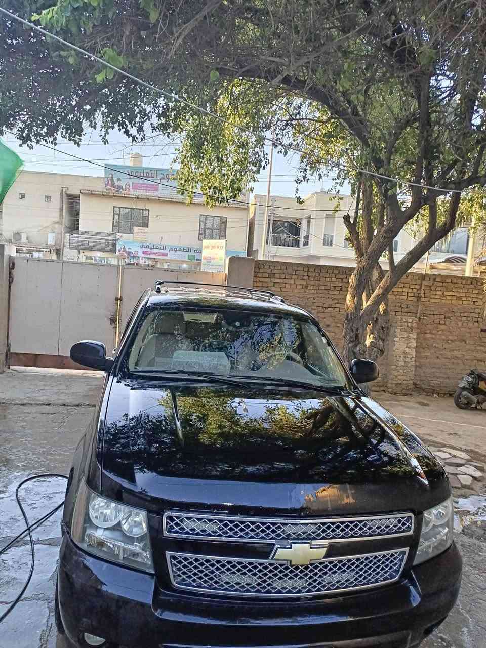 تاهو ٢٠٠٩ تبريد ٣قطع ثلج محرك جديد لوك صارشهرين من بدلته السياره بيه الباب الأمامي كلير فقط وشخط الجاملغ الخلفي باقي السياره مكفولة سونار بيها رقم بصره مكان السياره بالعمارة باسمي سنويا جديده الى٢٠٢٨    الاتصال*********** وارد خليجي LTZ سعرها١٨٥
