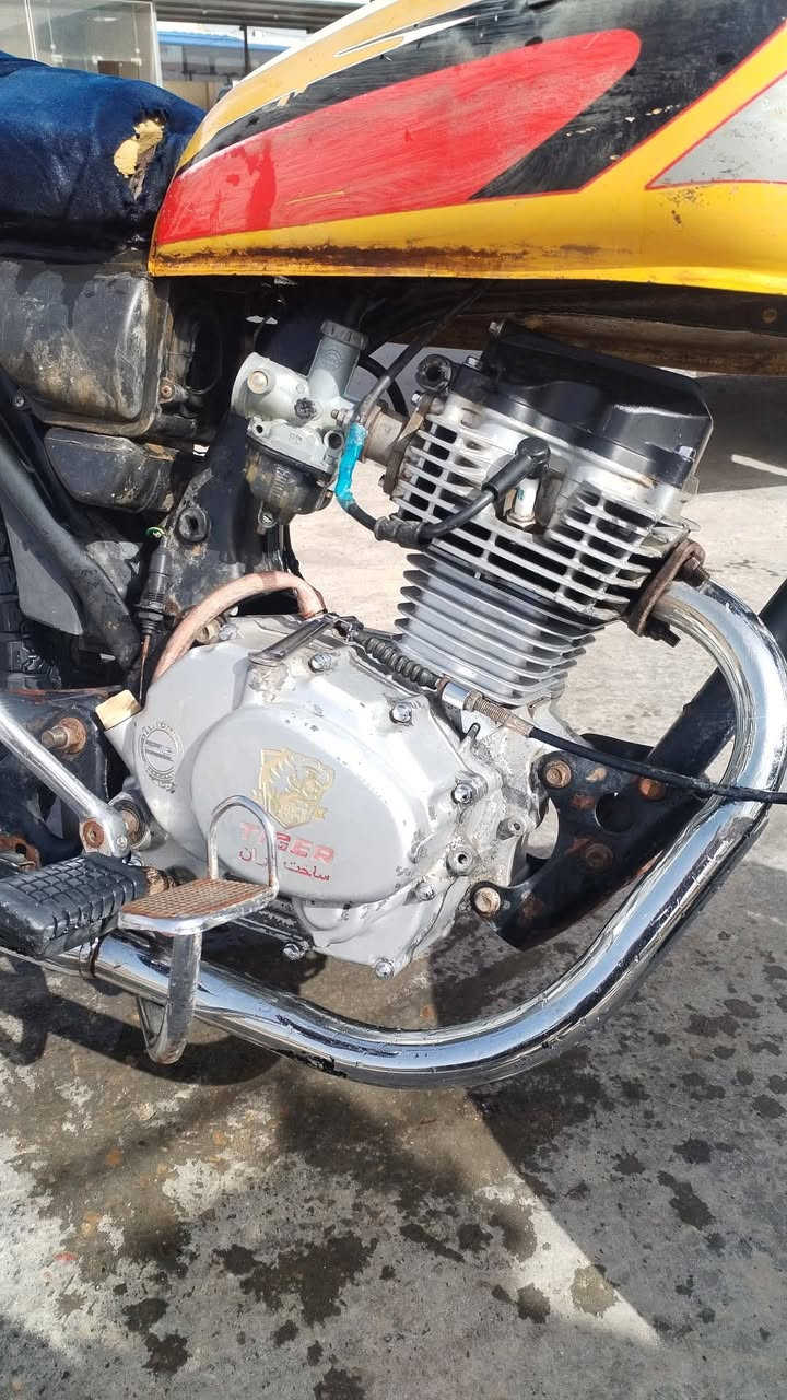 السلام عليكم  دراجه للبيع موديل 2019 شاصي ومحرك  مكاني دوانيه قرب معمل الطابوق المو شراي لا يراسل سيد حيدر ***********
