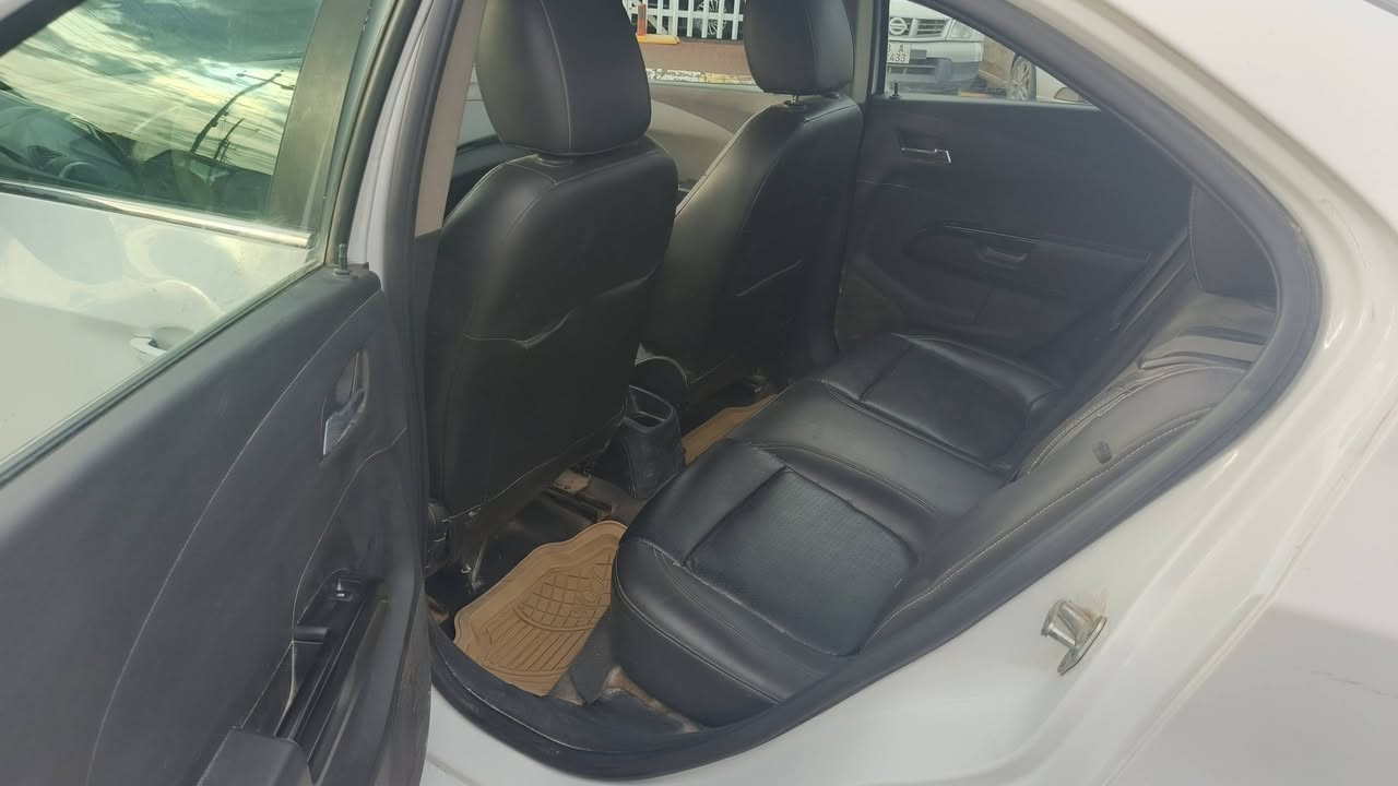 سونك ٢٠١٨ بيه ٤ قطع والباقي كفاله
كير محرك كفاله تدفئ تبريد ب الاستيرن والكشنات شاشه
اصليه ب ٦٣ وبيه مجال 
الاستفسار ***********
