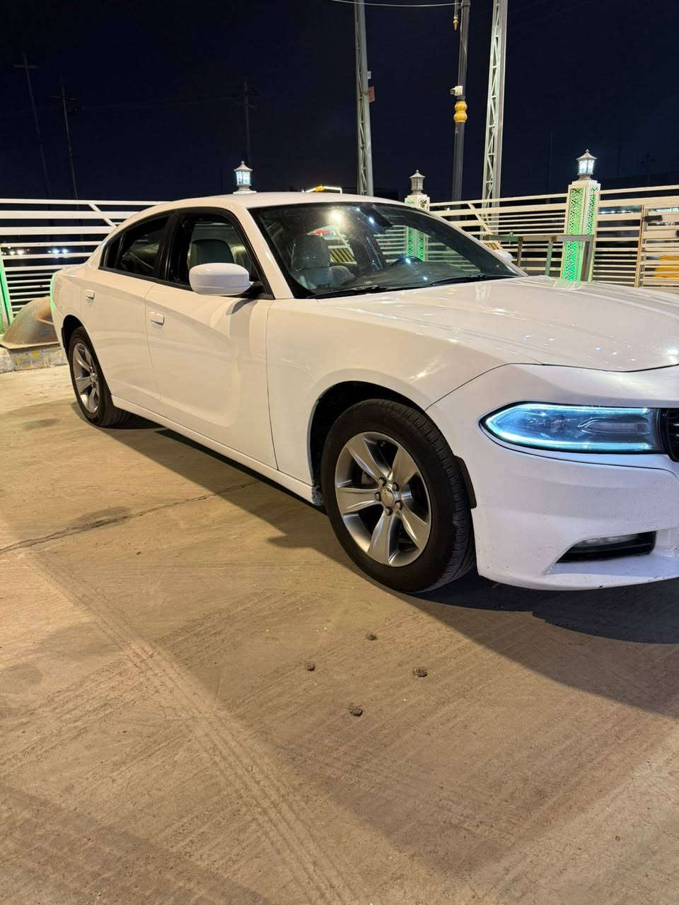 سلام عليكم سياره البيع موديل 2015 اصل رقم ربيل تحويل مباشر بسمك سياره جاهزة تخم تاير حداديه جديده تبريد مكينه.360 تو ويل  كير.مكان ميسان سعر 170 وبيهة مجال الاستفسار سونار مرفوق معى النشر ***********
