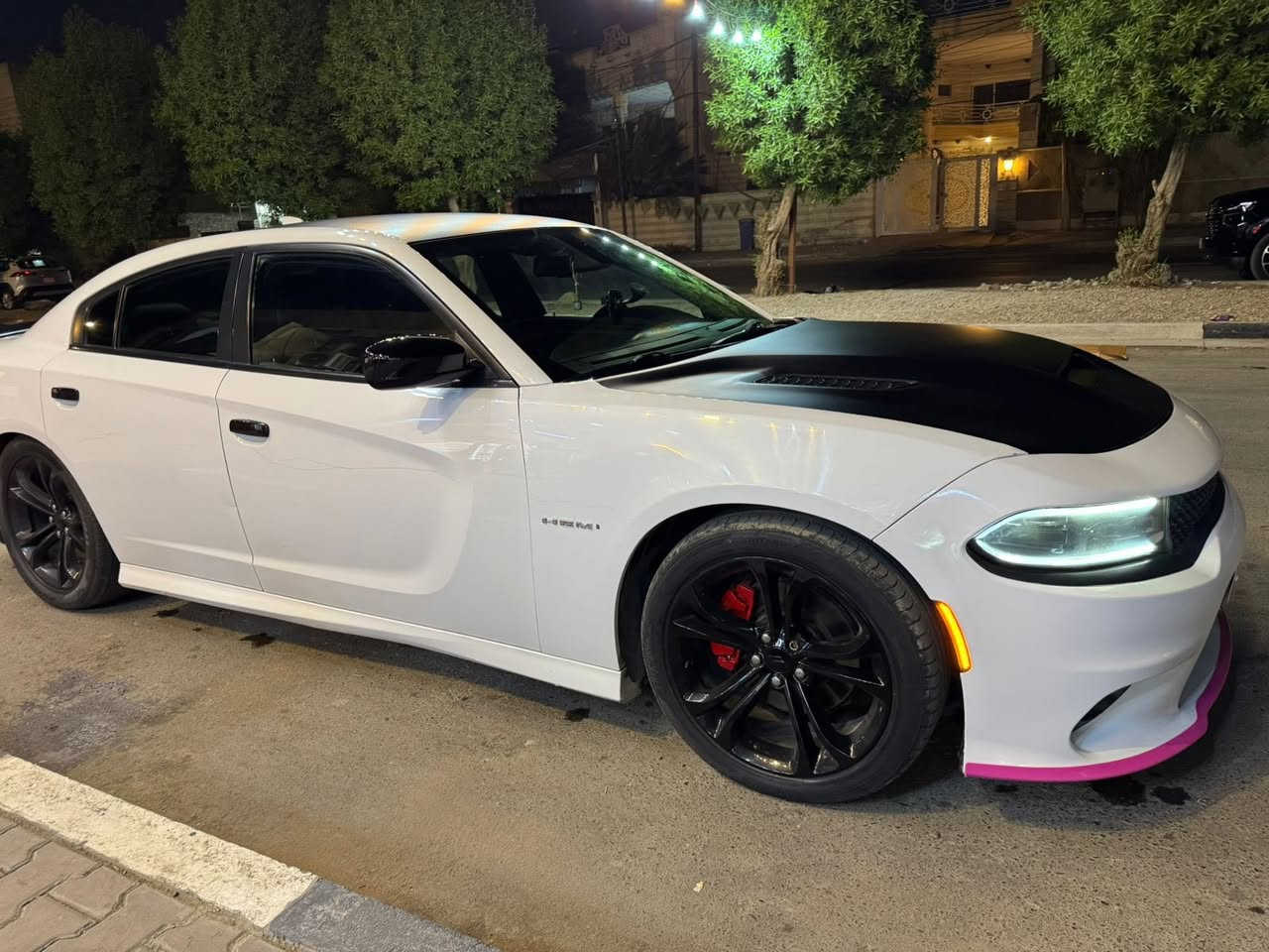 سلام عليكم جارجر ارتي 8v5700مديل 21فول مواصفات عدة الفتحة صبغ بنيد فقط صور الحادث والسونار بالمنشور 
سياره جاهزة كل نقص مابيها سياره بعد احلى من الصور 
مكان السياره بغداد اليرموك بيع فقط 
السعر ٢٢٥ 
وما اعتقد اكو هيج سعر بهلنضافه والمديل 
***********
