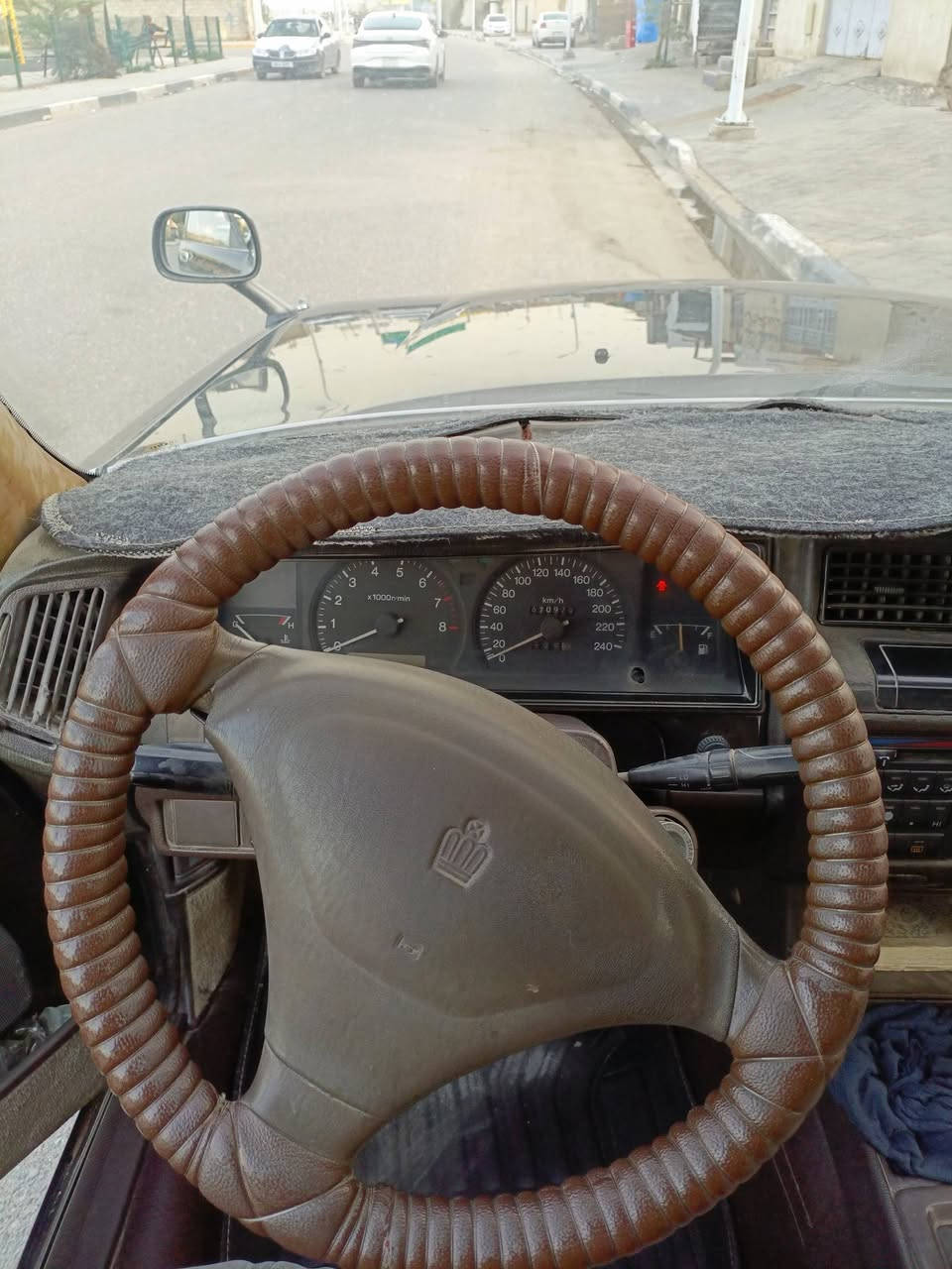 سيارة ارنب ايسر بلاد موديل1993 سيارة كلش حلوة ونضيفة مكينة وكير ثنين ونص شرط الفحص تبريد شغال تخم تاير كهربائيات كلهة شغال حدادية خير من الله السيارة بأسمي بيهة كصة بلجنطة سعر 85بيهة مجال بسيط للشراي السيارة مال جناي كلش حلوة ***********
