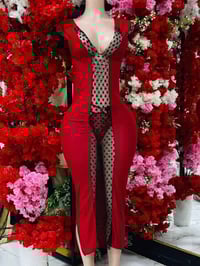 ٥٠٠ قطعة • ملابس