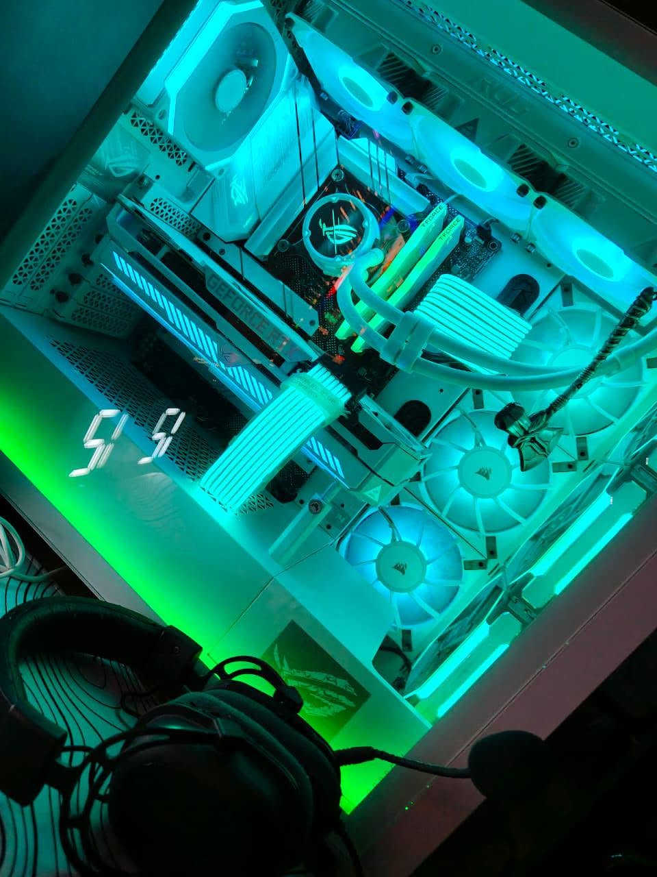 تجميعة PC ثيم ابيض ASUS ROG STRIX 
GPU :: RTX 3080 ASUS ROG STRIX OC WHITE⚪

CPU :: INTEL CORE I5 13600KF BOX

M.B :: B660 ASUS ROG STRIX A GAMING WIFI DDR5 WHITE⚪

RAM :: T.FORCE DELTA 32GB 6000 RGB WHITE⚪

PSU ::  CORSAIR RM850X GOLD FM

SSd::  M. 2 NVME 1TB Predator  G7000 Gen 4
COOLER :: ASUS ROG STRIX LC II 360 ARGB WHITE⚪

CASE :: CORSAIR 5000D AIR FLOW AF FAN WHITE⚪

FAN :: LIAN LI SL 120 V2 WHITE

ACC :: LIAN LI STREMER PLUS M.B :: GPU
شاشة شاومي 2k 180 hz 
ماوس هايبر اكس + كيبورد ajazz
سبيكر مسطره
UPS High Power 3000 va
السعر 
2.500.000
مليونيين و500الف


**إذا كنت صاحب هذا الإعلان وتريد حذفه لأي سبب، رجاءا أرسل رسالة إلى الدعم الفني**
