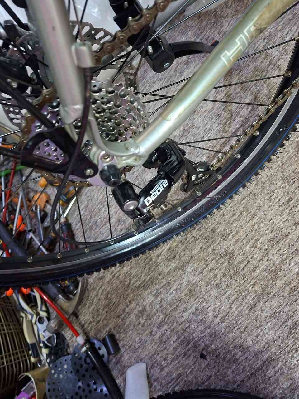 حجم 26
براند نرويج head 
بريك ديسك 
بي سيبايه جاملغات بيلاد وضع وكاله 
8 في3 گير 
بي دبل المنيوم 
گروب سيت كامل شيمانو deore 
عنوان اربيل سوق باسكيلات مقابل گراج سلام 
واتساب موجود ***********
بنسبة سعر بلاش 160 الف فقط 
👆👆👆👆👆👆👆👆
