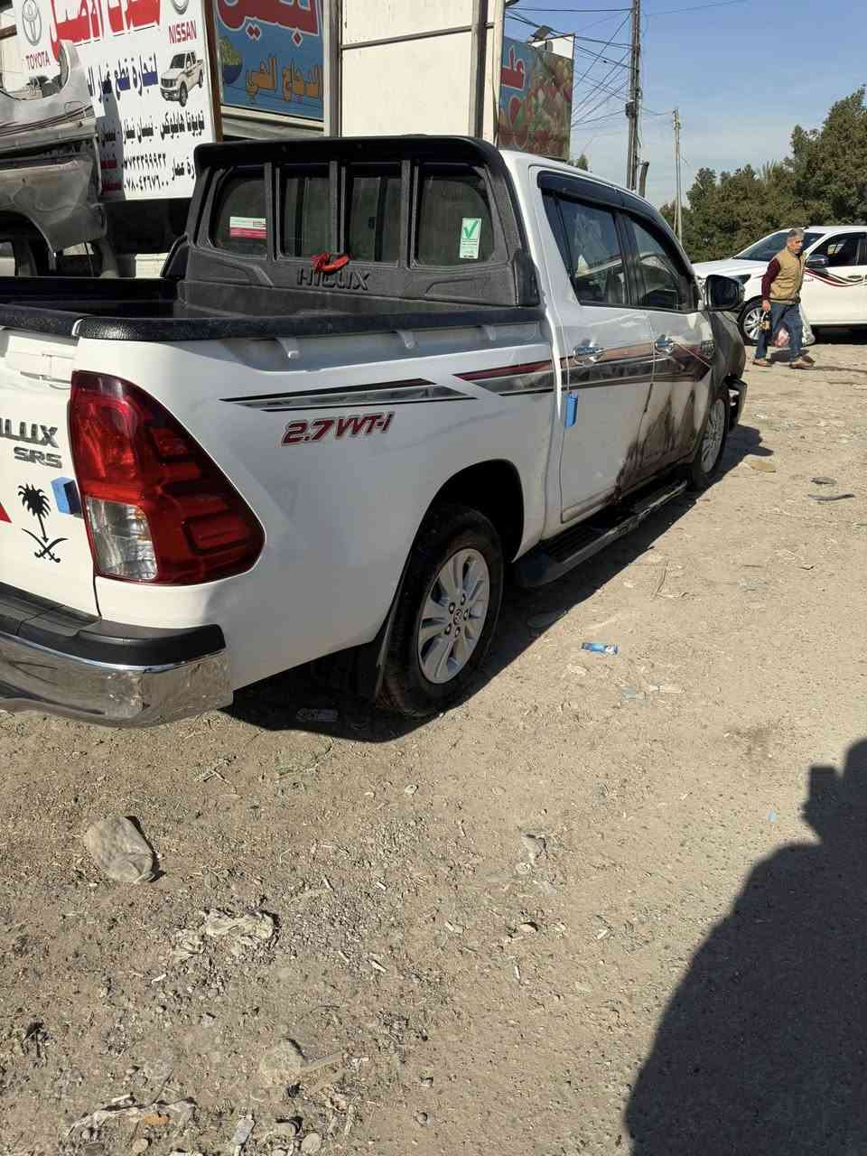 السلام عليكم لبيع هايلوكس موديل  2023ساز ابيع عله حادثه بيه حرك بسيط رقم كربلاء دولي مكان سياره بغداد سعر 170 بيه مجال  اتصال ‏ ***********
