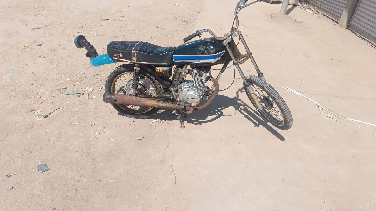 سلام عليكم حبايب دراجه موديل 23تعمره وشاصي 18 اوراق أصولي الشراي يتفضل خاص وهذه رقمي سعر 350وبيه مجال هذه رقمي ‏‪***********‬‏
