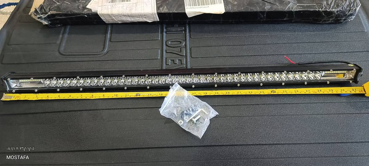 شمعة سياره بطول 80cm. مكونة من 100 لد داخلي. ضد الماء تتحمل جميع الظروف ترهم لجميع السيارات اول تم 40 الف الحجز خاص ***********
