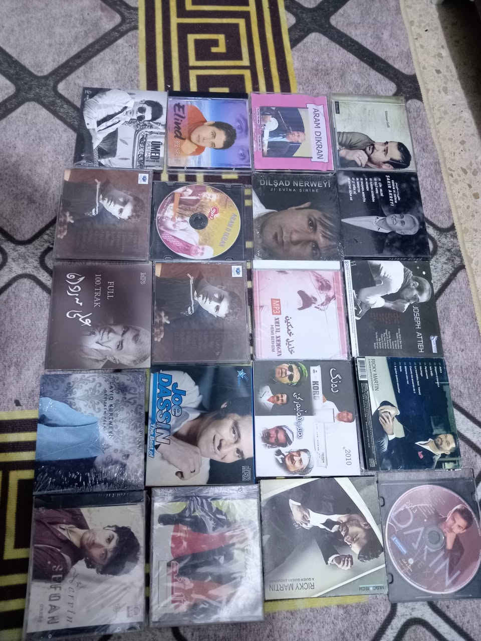 اقراص للبيع المحتوى اغاني كردية


**إذا كنت صاحب هذا الإعلان وتريد حذفه لأي سبب، رجاءا أرسل رسالة إلى الدعم الفني**