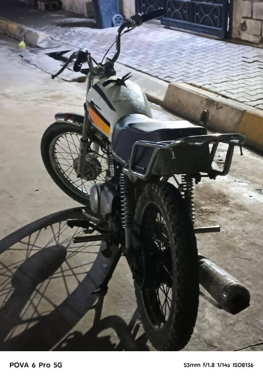 السلام عليكم دراجه للبيع السعر 300 و بيه مجال متواجد خاص و رقم تلفون ***********
