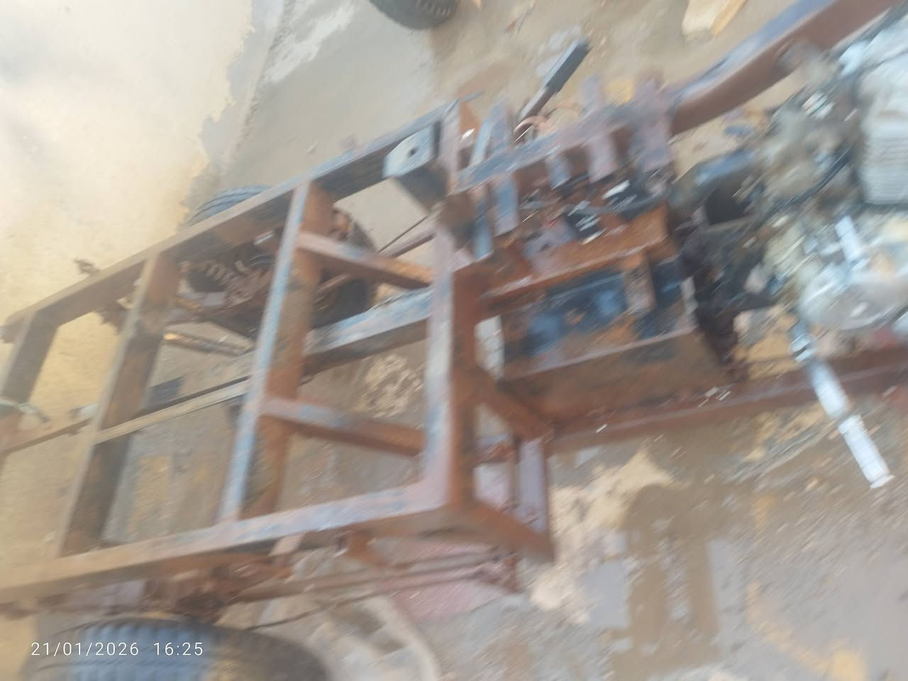 ستوتةMTR 2011أوراق كاملة محرك صقر 2017شوف الصور عوزهة ترتيبات ابيع هل الموجود السعر 300وبيهة مجال ***********
