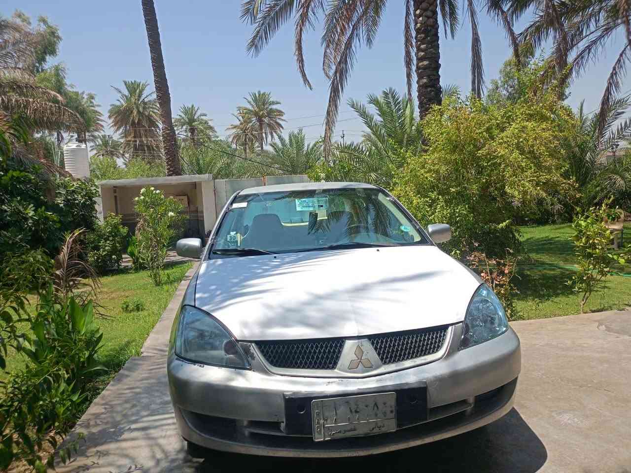 ياالله السلام عليكم لانسر موديل ٢٠١١ بيه صبغ ٢ قطعتين جاملغ خلفي قباق جنطه بدون دواخل أثر شخوط لبقي مقفوله مكينة كير كفاله عامه تخم تأيرات جديده صدر امامي خلفي جديد سياره احله من صوار مال جني تبريد ثلج خير من الله رقمه ديالى مشروع وطني رقم اتصل على صاحب سياره *********** سعرها ٧٣ بيه مجال لطيبين مكان ديالى بعقوبة
