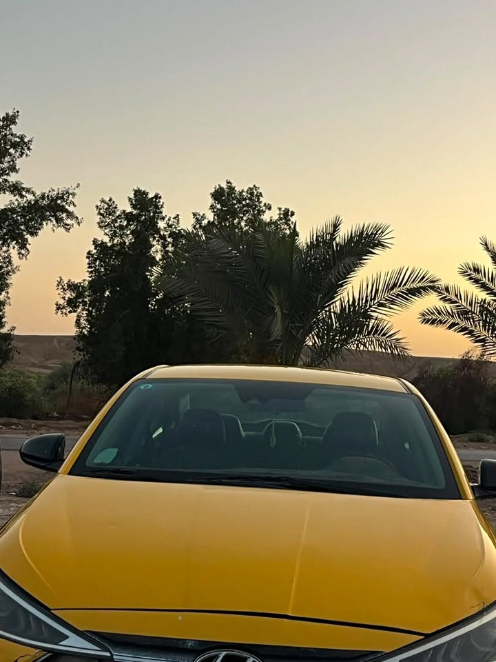 السلام عليكم مكلف بالنشر
النترا 2020 رقم بغداد وارد أمريكي بيها قطعه وحده بنيد الباقي كفاله مكينه 2000 دوش كير( cvt ) تبريد ثلج موصفات عاديه شاشه تحكمات مانع انزلاق تحديد مسار السياره نضيفه وجهازه صبغها حلو / مكانها كربلاء المقدسه /السعر ١٣٠ وبيها مجال / غير متواجد على الفيس للاستفسار الاتصال على الرقم التالي ***********واتساب او اتصال
