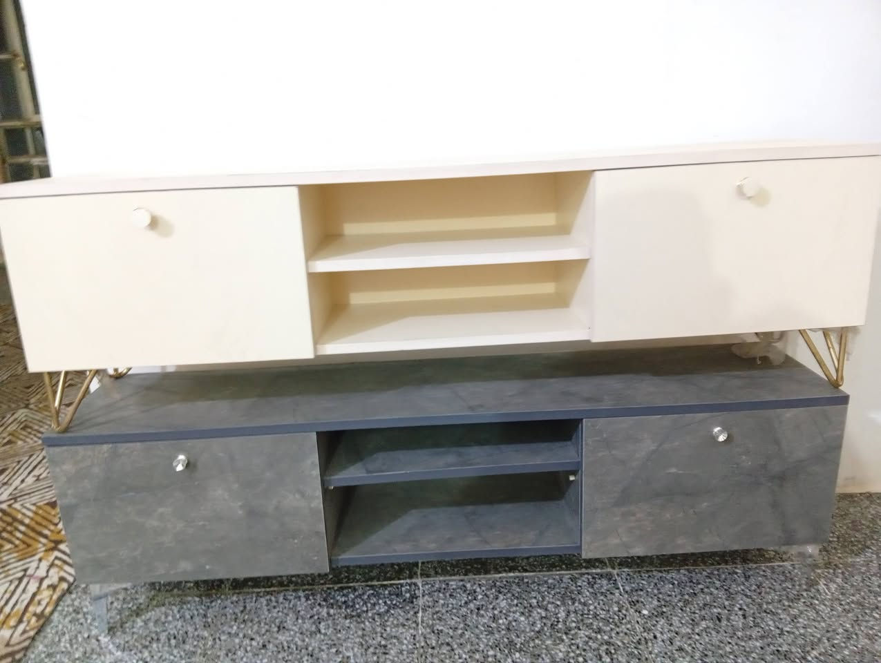 ميز تلفزيون تركي درجه اولى HDF
قياس 140سانتيم 

وقياس 120سانتيم 

سعر الواحد 65الف 

والتوصيل مجاني الباب بيتك 

توصيل فقط داخل كربلاء المقدسة 

للاستفسار الاتصال على الرقم 

***********
