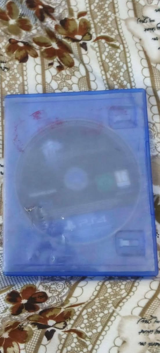 سلام عليكم بلي فور مهكر نص تيره مع 3 جوستك وقرص وجميع ملحقاته  جديد مامفتوح مساحه التخزين 500 كيكا بايت السعر 265 بي مجال بسيط مكان نجف كوفه
***********
